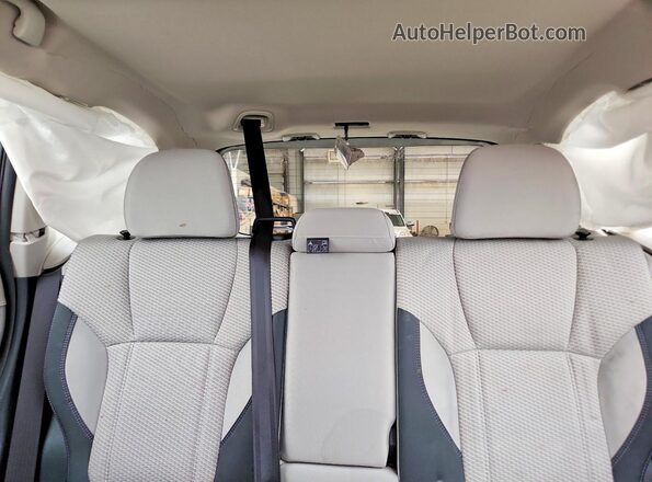 JF2SKAEC2NH504488 2022 SUBARU FORESTER Green Rear seats view