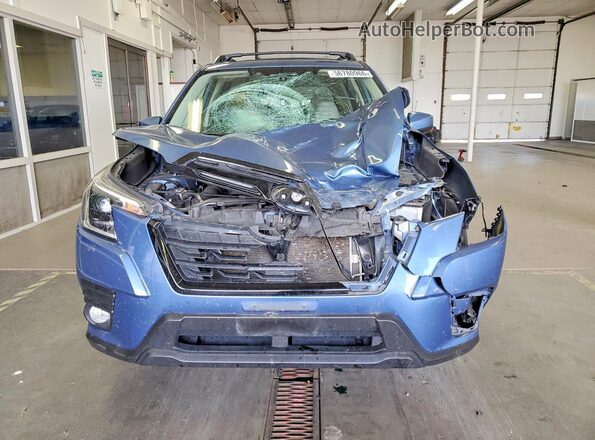 JF2SKAEC3NH412726 2022 SUBARU FORESTER Blue Դիմացի տեսք
