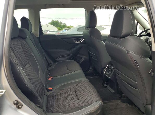 JF2SKAEC5NH415367 2022 SUBARU FORESTER Silver უკანა სალონის ხედი