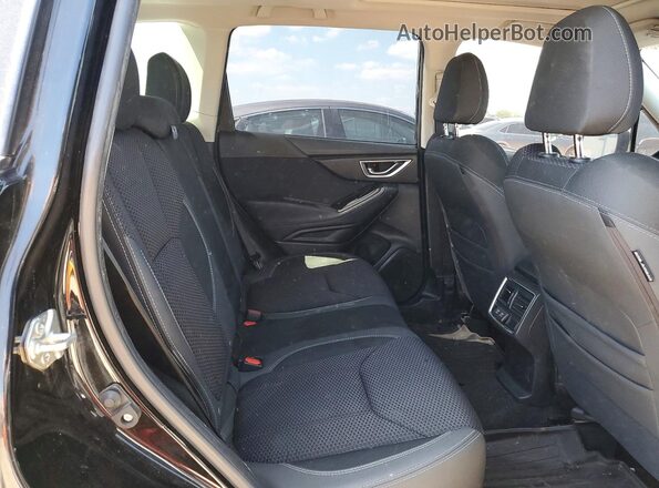JF2SKAEC7NH405214 2022 SUBARU FORESTER Black Vista de los asientos traseros