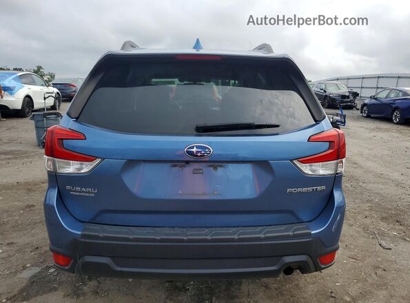 JF2SKAFC2MH435394 2021 SUBARU FORESTER Blue Rear view