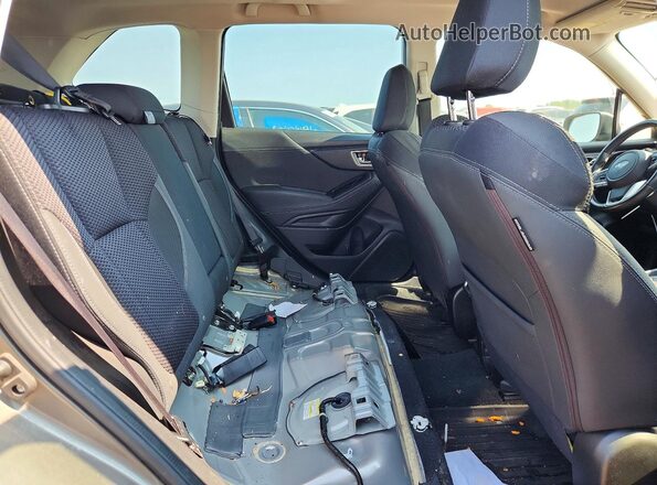 JF2SKAFC7MH447105 2021 SUBARU FORESTER Серебряный Вид задней части салона
