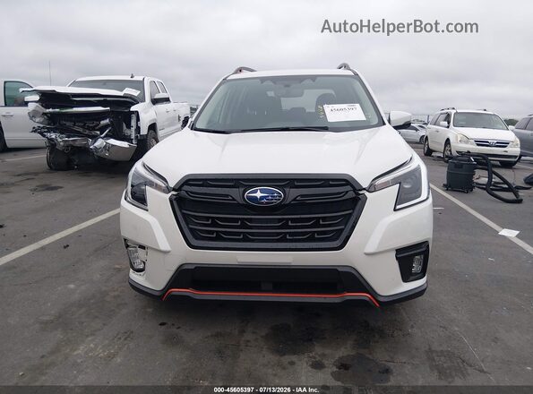 JF2SKAGC5RH426436 2024 SUBARU FORESTER White Rear interior view