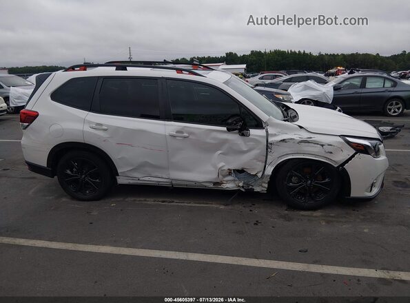 JF2SKAGC5RH426436 2024 SUBARU FORESTER White 360 interior view