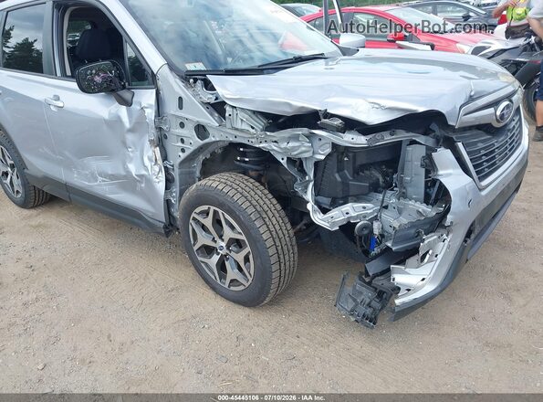 JF2SKAGC7KH564937 2019 SUBARU FORESTER Silver Front view