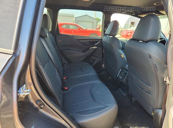 JF2SKAHC6RH519481 2024 SUBARU FORESTER Gray Вид задніх сидінь