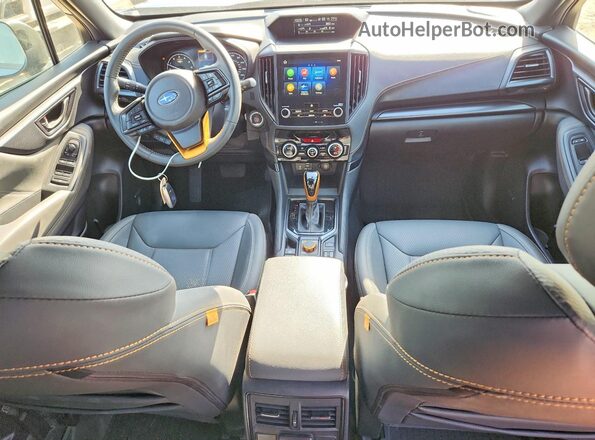 JF2SKAJC0RH530180 2024 SUBARU FORESTER Синий Вид панели приборов