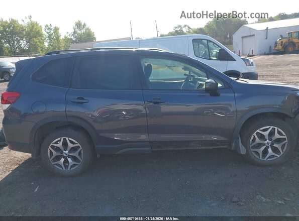 JF2SKAJC1LH483443 2020 SUBARU FORESTER Gray Rear interior view