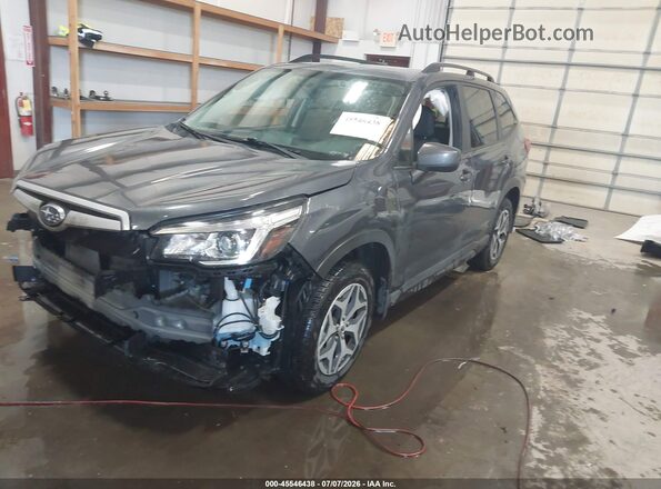 JF2SKAJC3LH485677 2020 SUBARU FORESTER Gray წინა მარცხენა ხედი სამი მეოთხედიდან