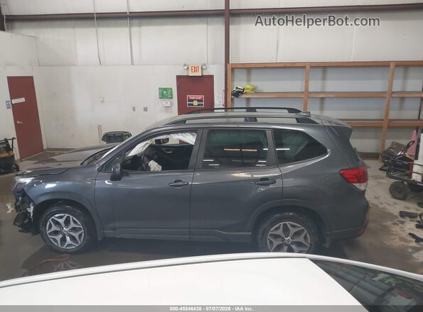 JF2SKAJC3LH485677 2020 SUBARU FORESTER Gray 
