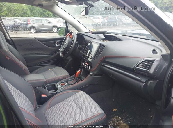 JF2SKAJC3NH517692 2022 SUBARU FORESTER Black Widok wnętrza z przodu