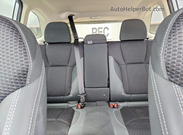 JF2SKAJC4LH422149 2020 SUBARU FORESTER Серебряный Вид задних сидений