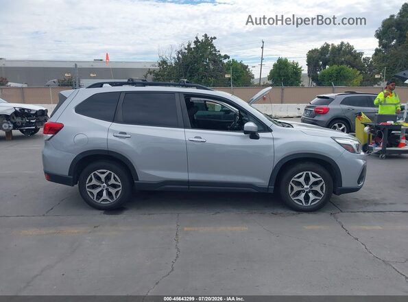 JF2SKAJC4MH546780 2021 SUBARU FORESTER Серый Вид задней части салона