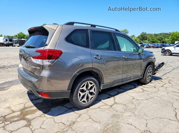 JF2SKAJC4MH556290 2021 SUBARU FORESTER Gold Tył prawy