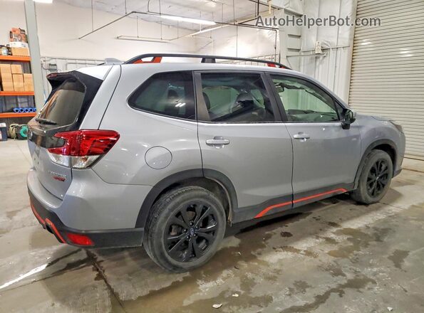 JF2SKAJC4PH427454 2023 SUBARU FORESTER Silver Tył prawy