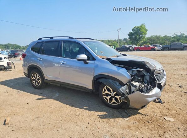JF2SKAJC5MH531849 2021 SUBARU FORESTER Silver Front right