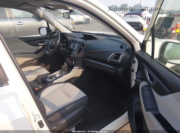 JF2SKAJC5MH586589 2021 SUBARU FORESTER White Vista interior delantera