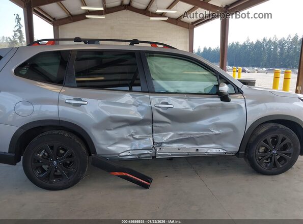 JF2SKAJC5PH497223 2023 SUBARU FORESTER Серебряный Вид спереди