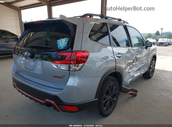 JF2SKAJC5PH497223 2023 SUBARU FORESTER Серебряный Задняя правая четверть