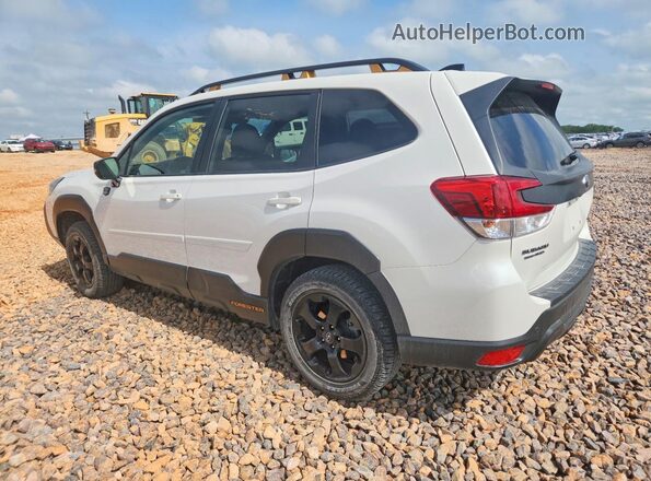JF2SKAJC6RH525677 2024 SUBARU FORESTER White Trasero izquierdo