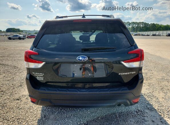 JF2SKAJC8MH508095 2021 SUBARU FORESTER Black Rear view