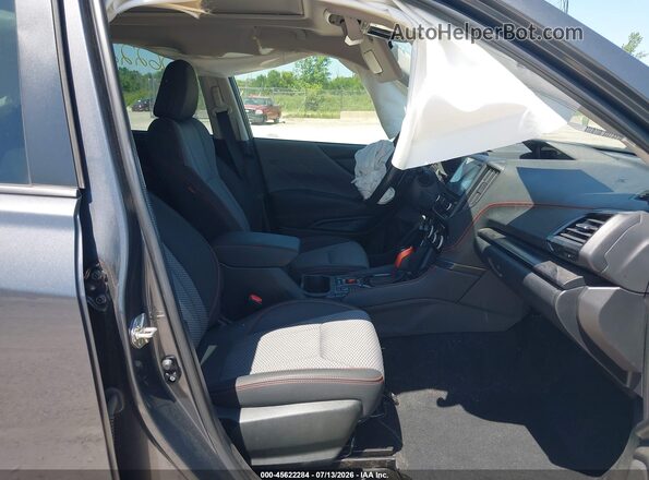 JF2SKAJC8NH450152 2022 SUBARU FORESTER Gray Widok wnętrza z przodu