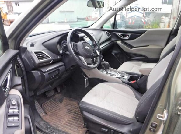 JF2SKAJC9LH400888 2020 SUBARU FORESTER Green Widok wnętrza z przodu