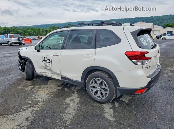 JF2SKAJCXMH487542 2021 SUBARU FORESTER White Trasero izquierdo