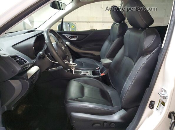 JF2SKALC1RH450240 2024 SUBARU FORESTER Белый Вид салона спереди