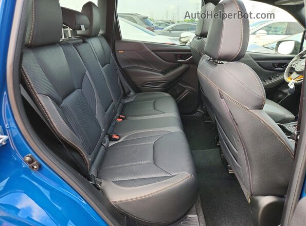 JF2SKALC8PH530857 2023 SUBARU FORESTER Blue Widok tylnych siedzeń