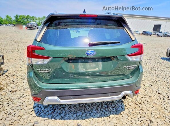 JF2SKAMC2RH400655 2024 SUBARU FORESTER Green უკანა ხედი