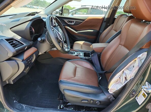 JF2SKAMC2RH400655 2024 SUBARU FORESTER Green წინა სალონის ხედი
