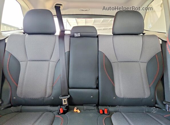 JF2SKAMC6LH549805 2020 SUBARU FORESTER Black Rear seats view