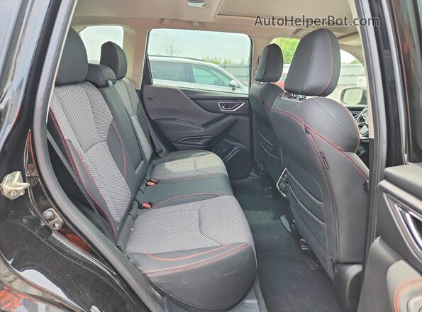 JF2SKAMC6LH593514 2020 SUBARU FORESTER Black Вид задньої частини салону