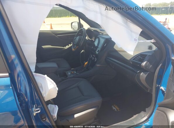 JF2SKAMC8PH414444 2023 SUBARU FORESTER Blue წინა სალონის ხედი