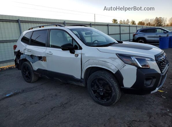 JF2SKAMCXNH439892 2022 SUBARU FORESTER White Передня права чверть