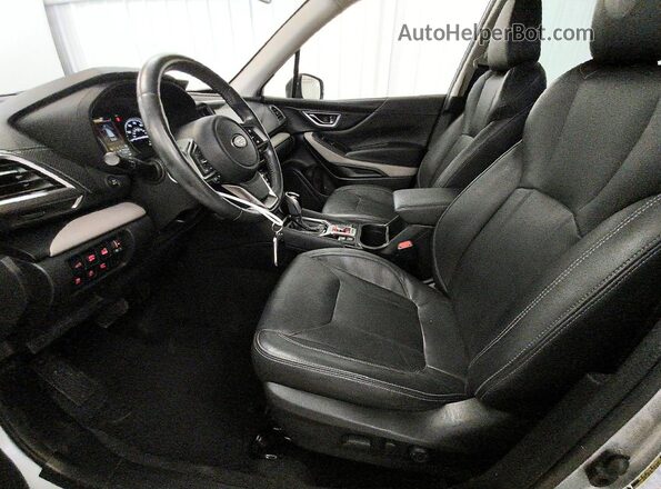 JF2SKANC5PH458447 2023 SUBARU FORESTER Silver Vista interior delantera