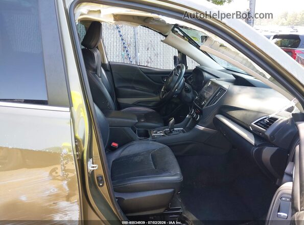 JF2SKAPC2NH500390 2022 SUBARU FORESTER Green Vista interior delantera