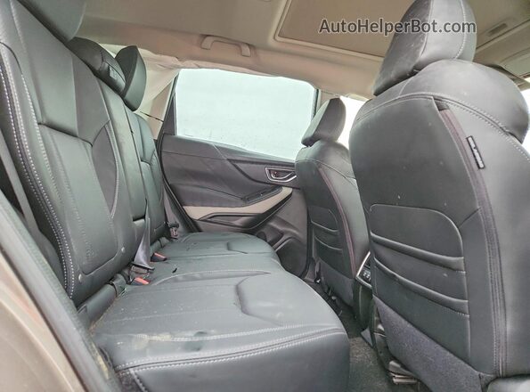 JF2SKAPC4PH486303 2023 SUBARU FORESTER Tan Вид задньої частини салону