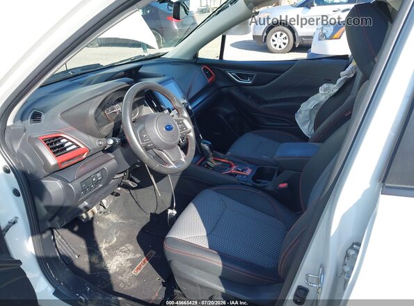 JF2SKAPCXKH418662 2019 SUBARU FORESTER White წინა სალონის ხედი