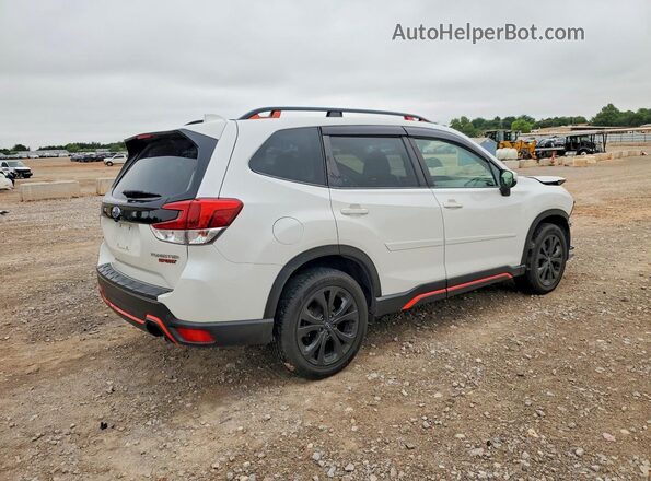 JF2SKARC2MH541064 2021 SUBARU FORESTER White Rear right