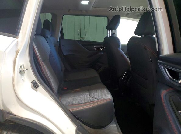 JF2SKARC3LH563234 2020 SUBARU FORESTER White Vista interior trasera