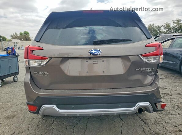 JF2SKARC5PH413518 2023 SUBARU FORESTER Brown უკანა ხედი