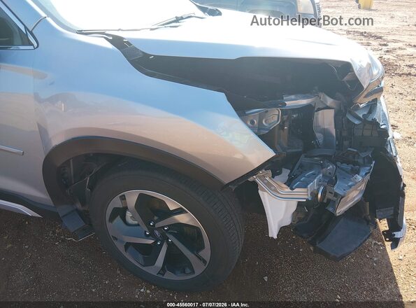 JF2SKARC5PH520889 2023 SUBARU FORESTER Silver Widok z przodu
