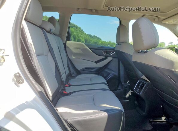 JF2SKASC0MH547536 2021 SUBARU FORESTER White Widok wnętrza z tyłu