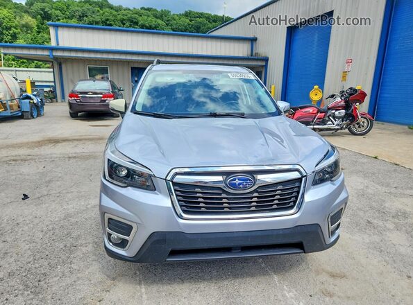 JF2SKASC5MH563764 2021 SUBARU FORESTER Silver Front view