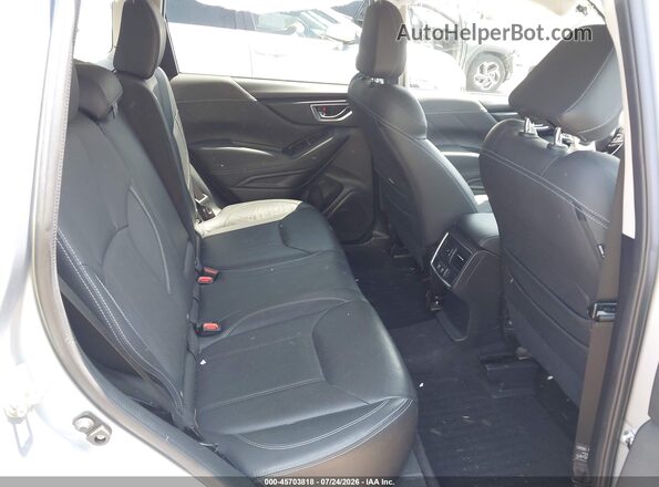 JF2SKASC6KH566637 2019 SUBARU FORESTER Silver Widok naklejki z numerem VIN