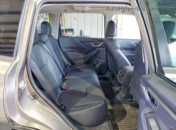 JF2SKASC8KH591992 2019 SUBARU FORESTER Brown Вид задньої частини салону