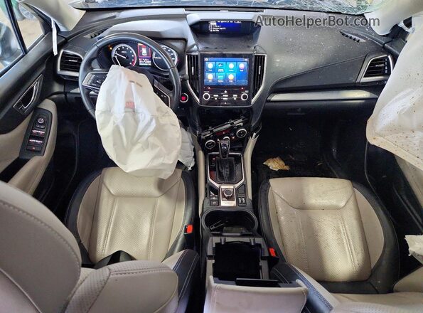 JF2SKASCXKH571159 2019 SUBARU FORESTER Green Առջևի վահանակի տեսք