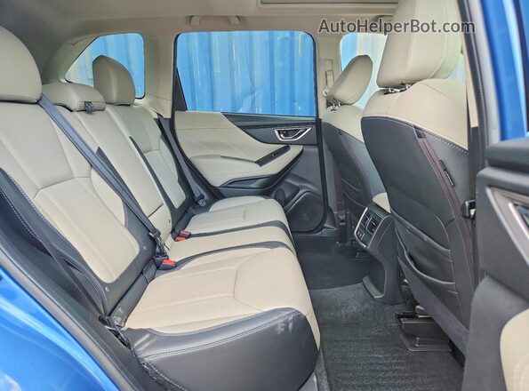 JF2SKAUC5MH435604 2021 SUBARU FORESTER Синий Вид задней части салона